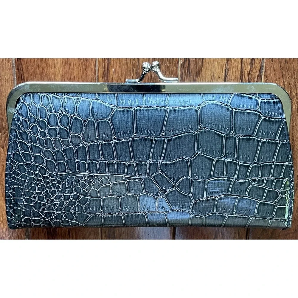Blue Crocodile Embossed Vegan Faux Leather Clutch Kiss Lock Wallet
